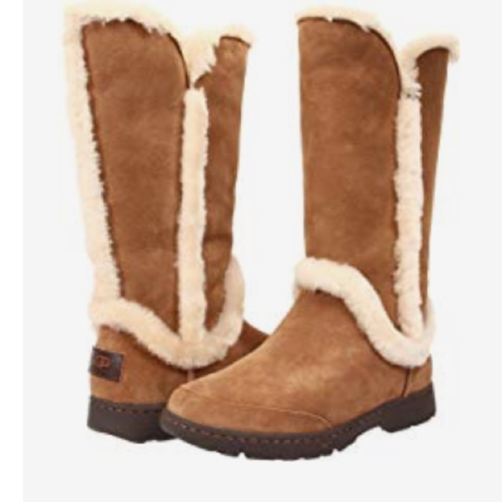 SOLD!!!!!!!!   UGGS